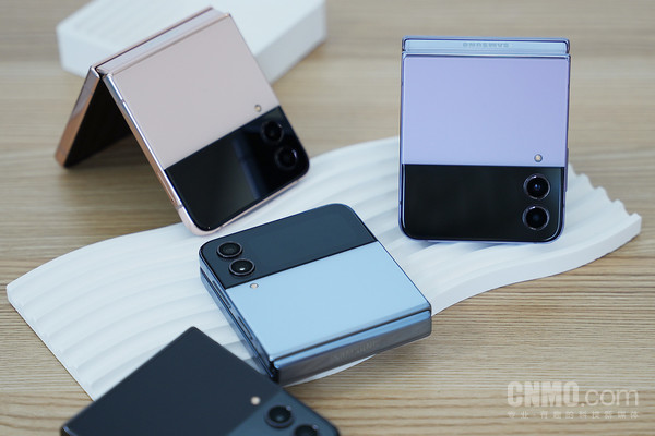 讓一部分人先看懂2023:折疊手機(jī)搶占C位 有幾分勝算 讓一部分人先看懂2023:折疊手機(jī)搶占C位 有幾分勝算