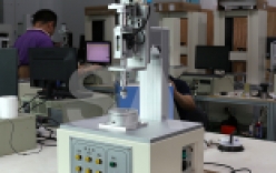 微克儀器研發(fā)出小型扭力試驗機(jī)